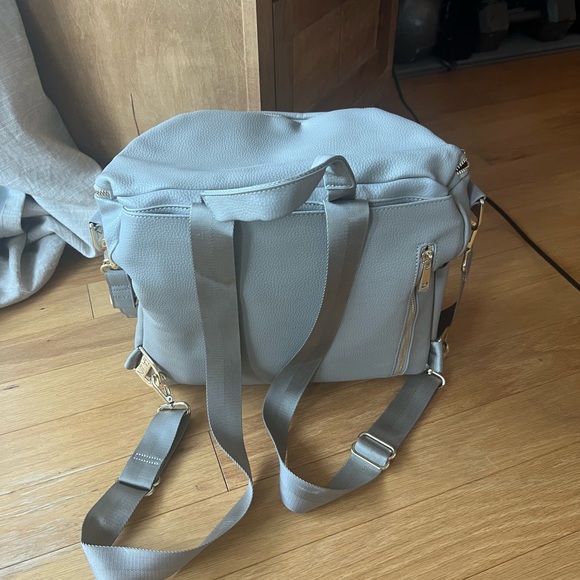 Fawn Design Diaper Bag - Excellent Condition- Includes all accessories - Picture 3 of 5